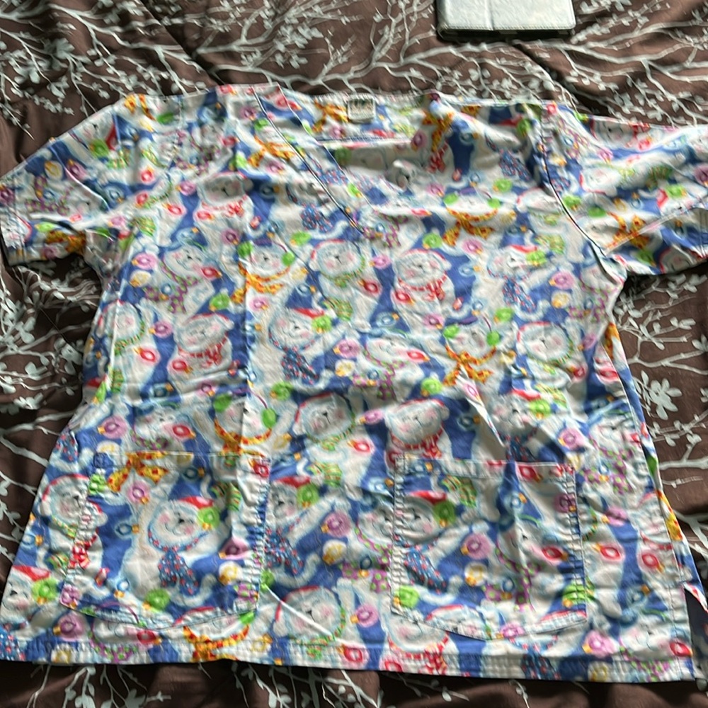 Scrub top